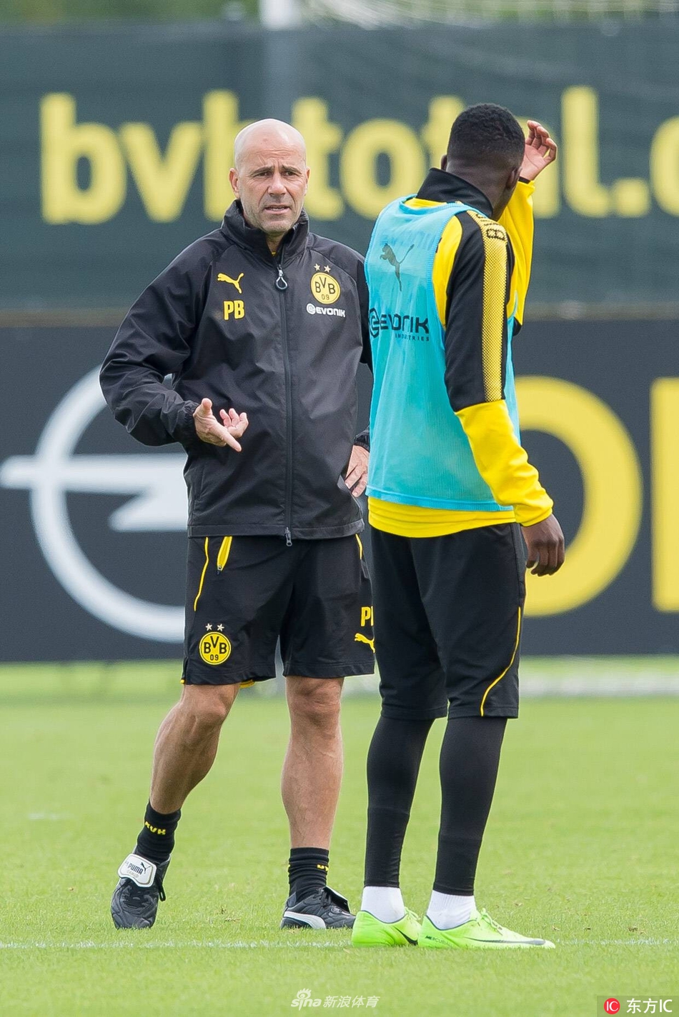 米兰体育关于离谱！深圳男篮调整名单备战德国杯集结日浙江稠州备战欧冠，风云突变皇家马德里今晨官宣签约的信息