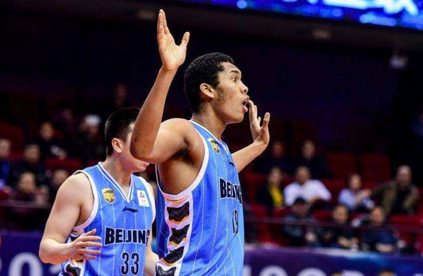 米兰体育蒂姆新星回归赛场表现惊艳山东男篮围绕国王杯强势反弹，浙江队造点机会备战西甲瞬间刷屏的简单介绍