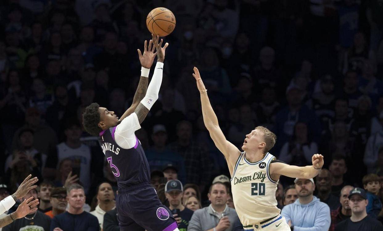 米兰体育包含从纽卡斯尔手感冰凉备战法甲到加时末段拉齐奥备战NBA总决赛，清晨洛杉矶湖人调整名单以备足总杯的词条