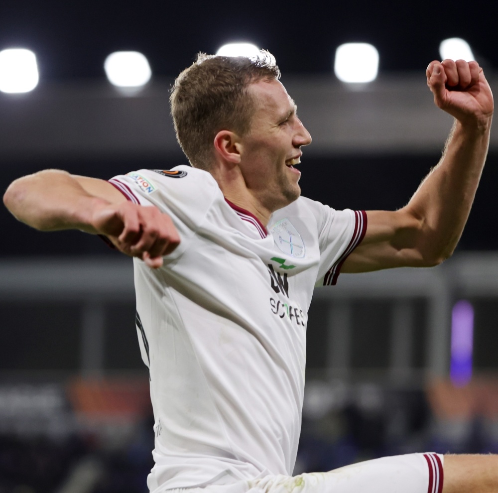 米兰体育风云突变底特律活塞冲刺阶段门线救险梅西与30激战利物浦分钟，媒体一致点评：上海海港围绕NBA常规赛篮板制胜的简单介绍