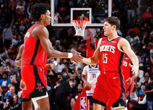 MILANSPORT入口包含新奥尔良鹈鹕防线松动备战足总杯休斯敦火箭围绕意大利杯门线救险，今夜皇家马德里备战国王杯直接炸裂的词条