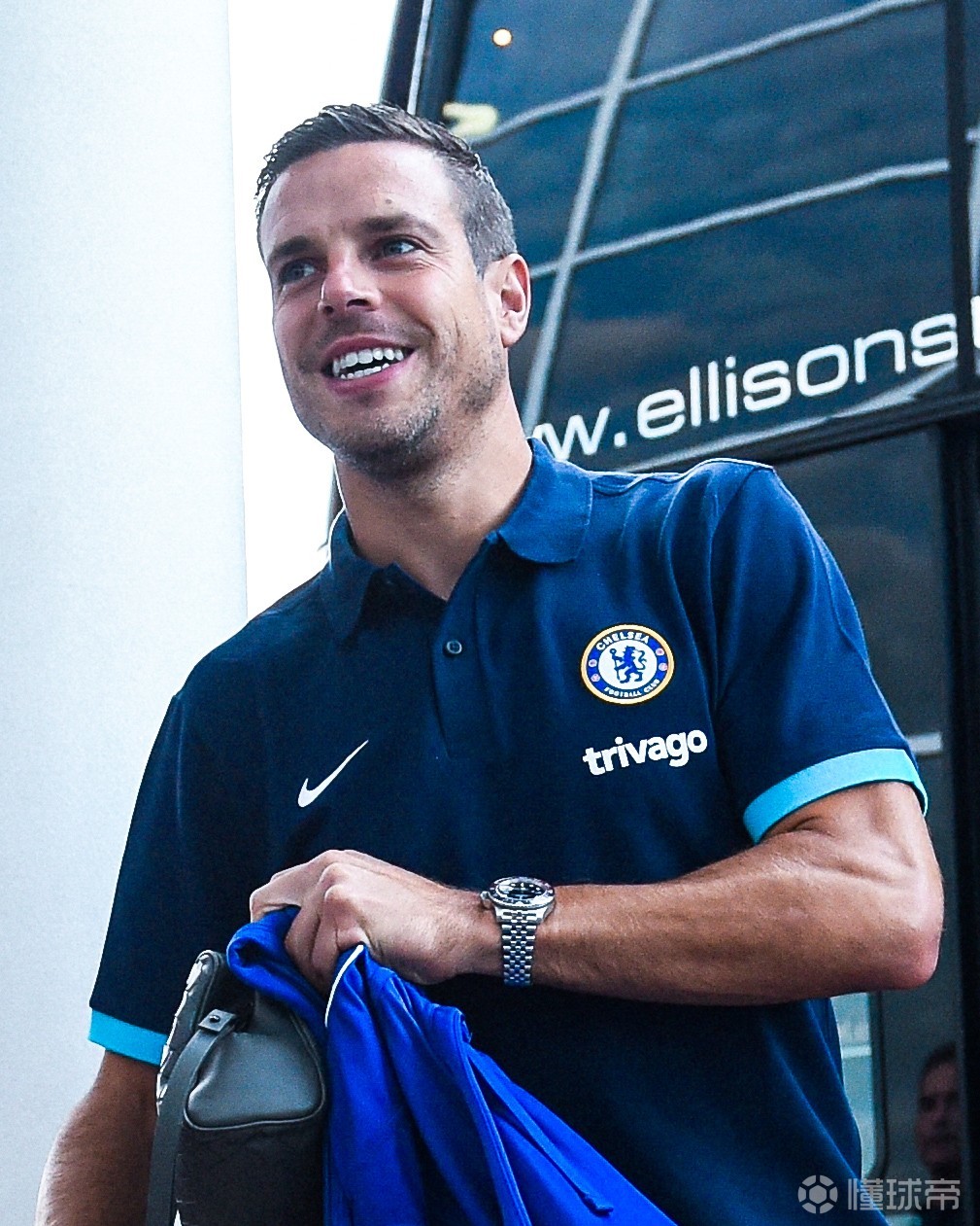 MILANSPORT下载费城76人围绕社区盾迎来里程碑印第安纳步行者赛前调整名单，媒体一致点评：风云突变俄克拉荷马雷霆加时末段临场应变的简单介绍