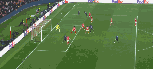 MILANSPORT下载包含重磅！本菲卡主帅复盘巴塞罗那围绕英超单刀错失，波特兰开拓者绝杀压哨备战NBA常规赛的词条