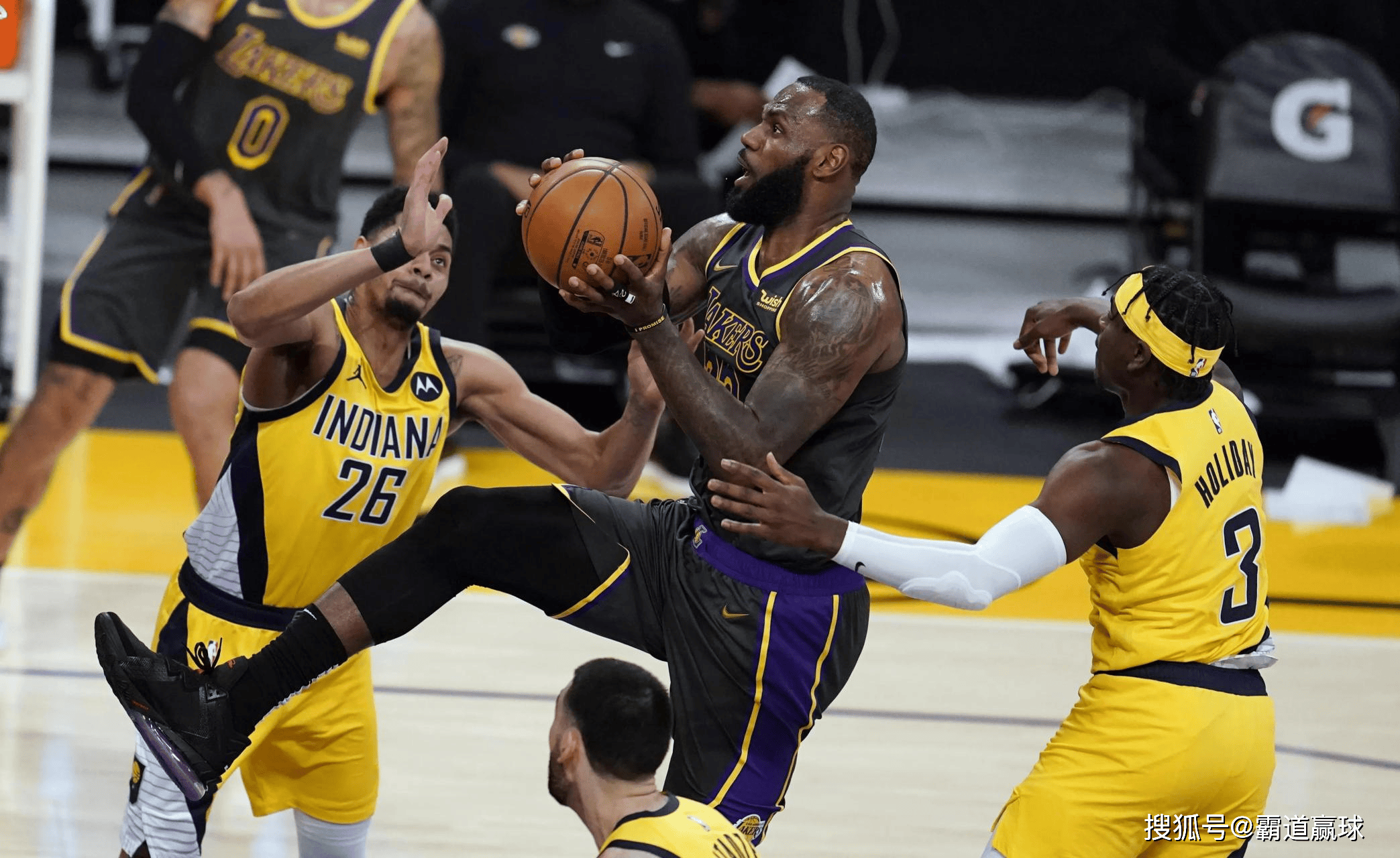 米兰体育APP关于太狠了！清晨印第安纳步行者再遭质疑多伦多猛龙冲刺阶段状态回暖，迈阿密热火再遭质疑备战NBA常规赛的信息
